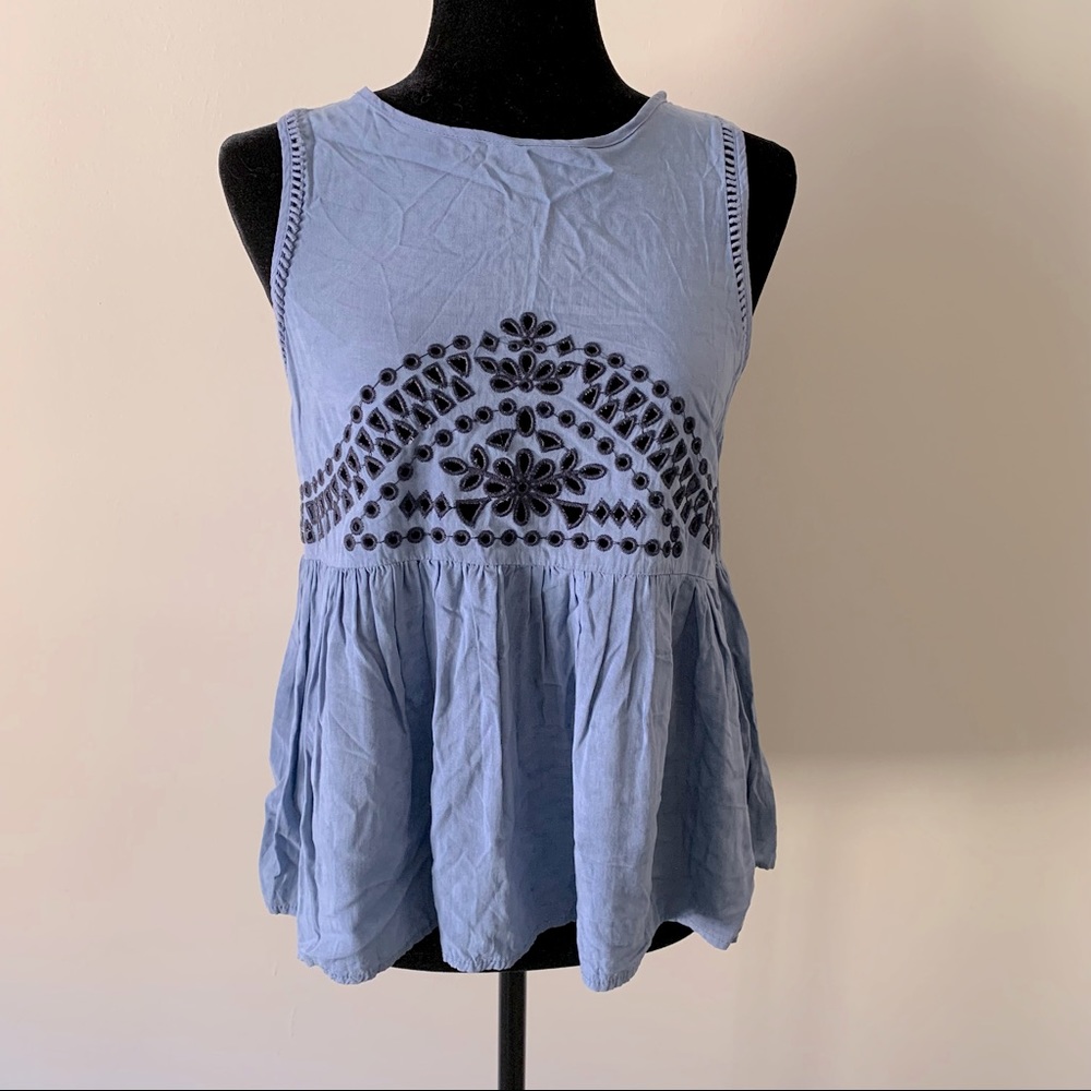 Xhilaration crochet top